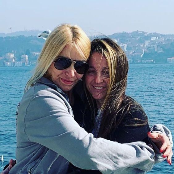 Oglasila se Ana Divac otkrila u kakvom je stanju Vlade nakon hitne operacije 